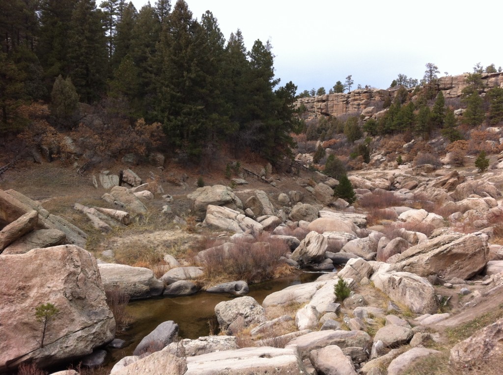 The route along the Inner Canyon Trail is meandering, making it ideal for a causal hike.