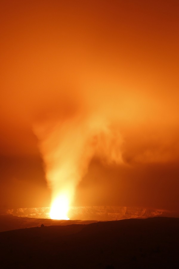 Hawaii volcanoes night view