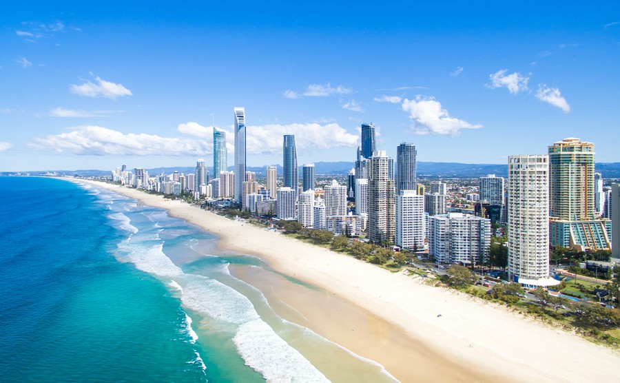 travel to gold coast from melbourne